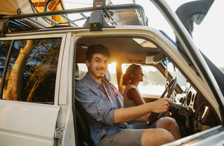 Sicher unterwegs im Ausland mit dem Auto